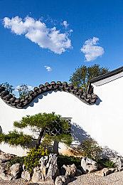 挑战Steam Deck！华硕打造自己的掌机ROG Ally